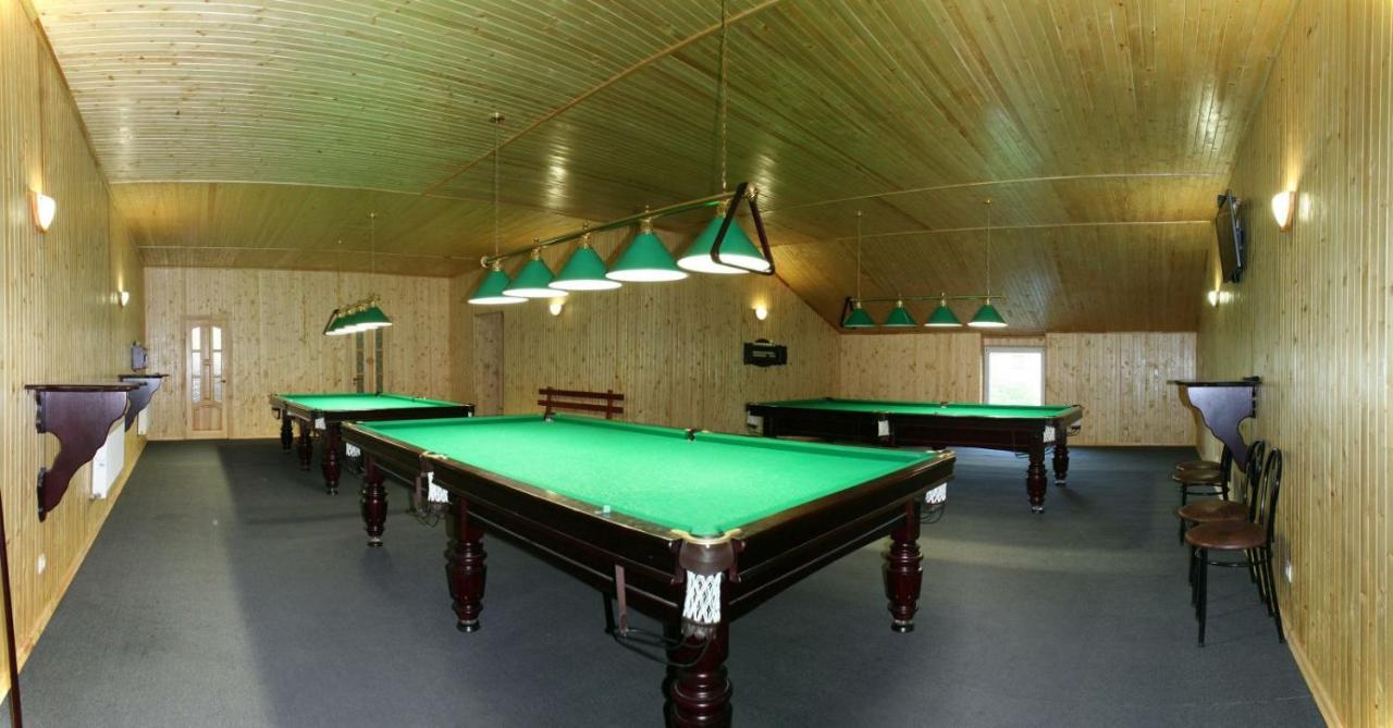 Гірка Hotel Skole Buitenkant foto