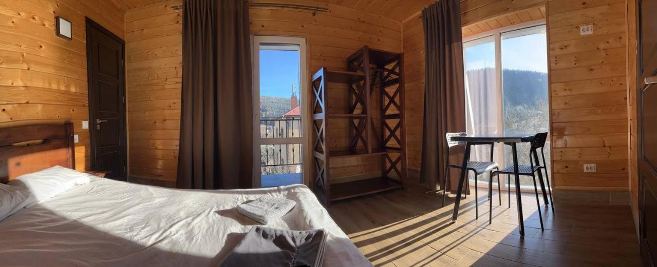 Гірка Hotel Skole Buitenkant foto