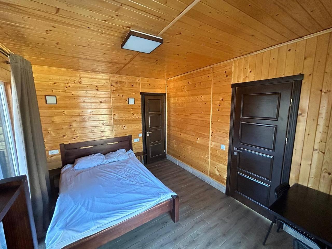 Гірка Hotel Skole Buitenkant foto